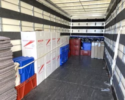 Camion de déménagement groupé pour les particuliers et les entreprises société Accordem 